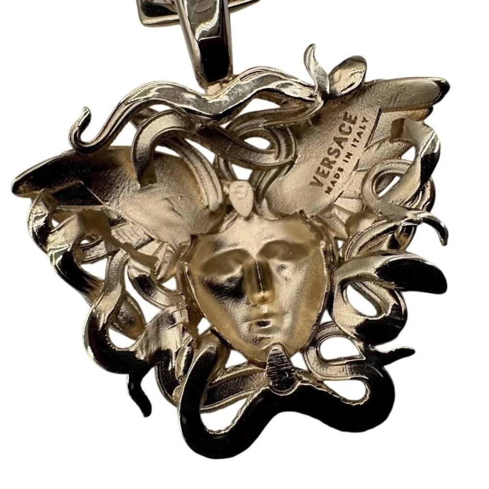 Versace Medusa Head Silver Tone Pendant‎ Necklace Made in Italy Adjustable Chain